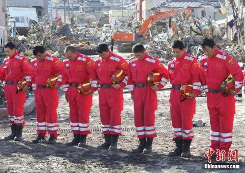 生日快乐！中国国际救援队！谢谢你带来的那些生的希望